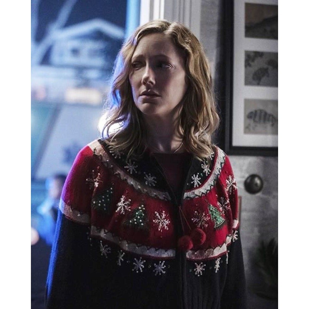 ASO Judy Greer Halloween Kills Christmas Sweater Size L Tiara International Ugly - Picture 8 of 14